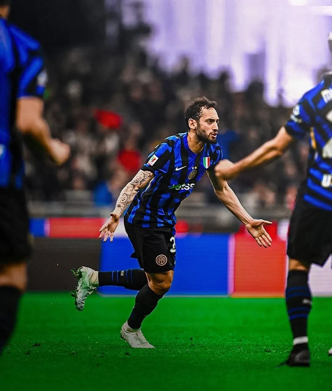 AC米兰险胜国米,博格巴梅开二度西甲 AC米兰险胜国米,博格巴梅开二度西甲